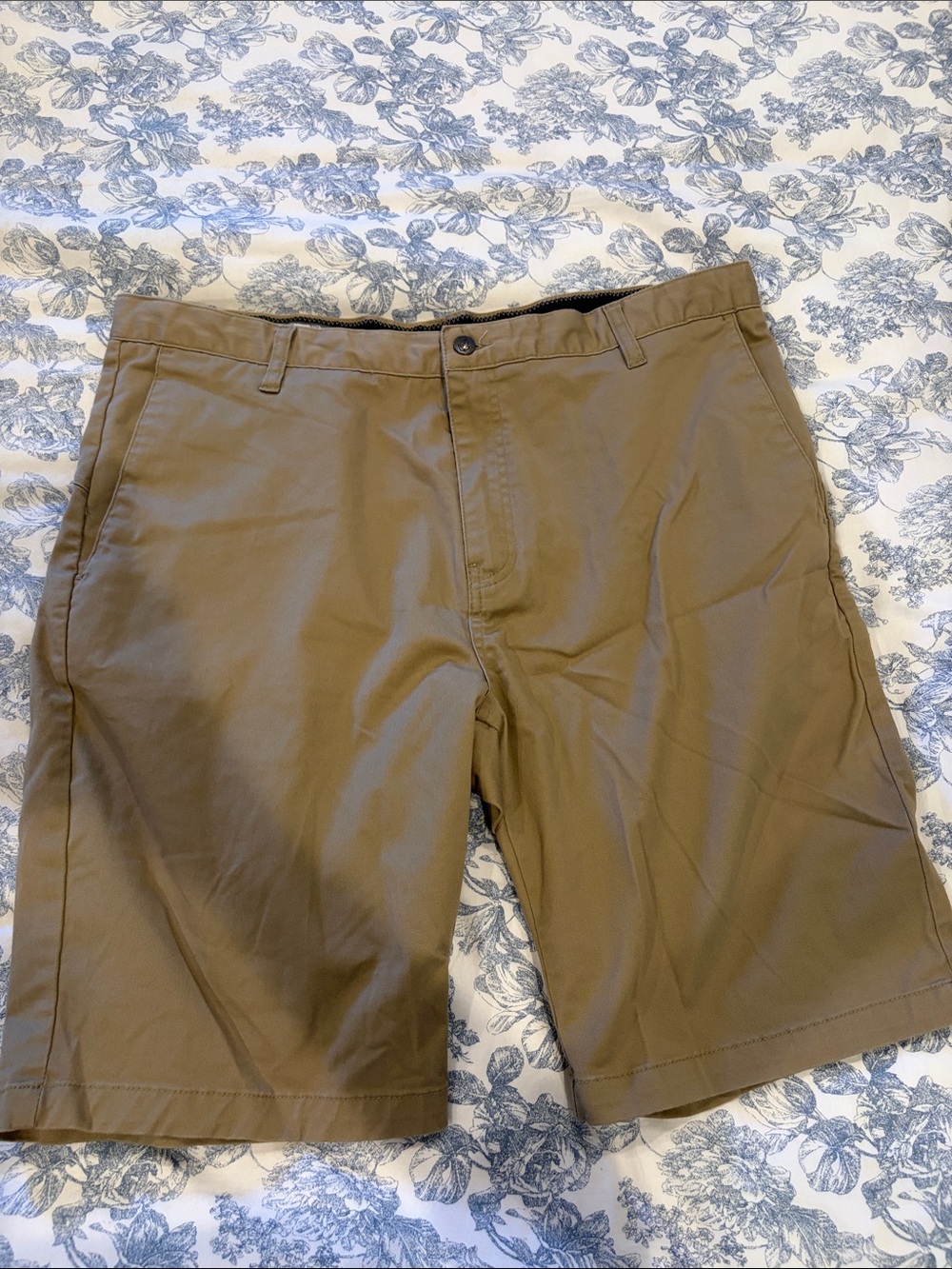 Volcom Men's Khaki Shorts